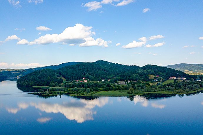 Górskie jeziora - Jezioro Rożnowskie