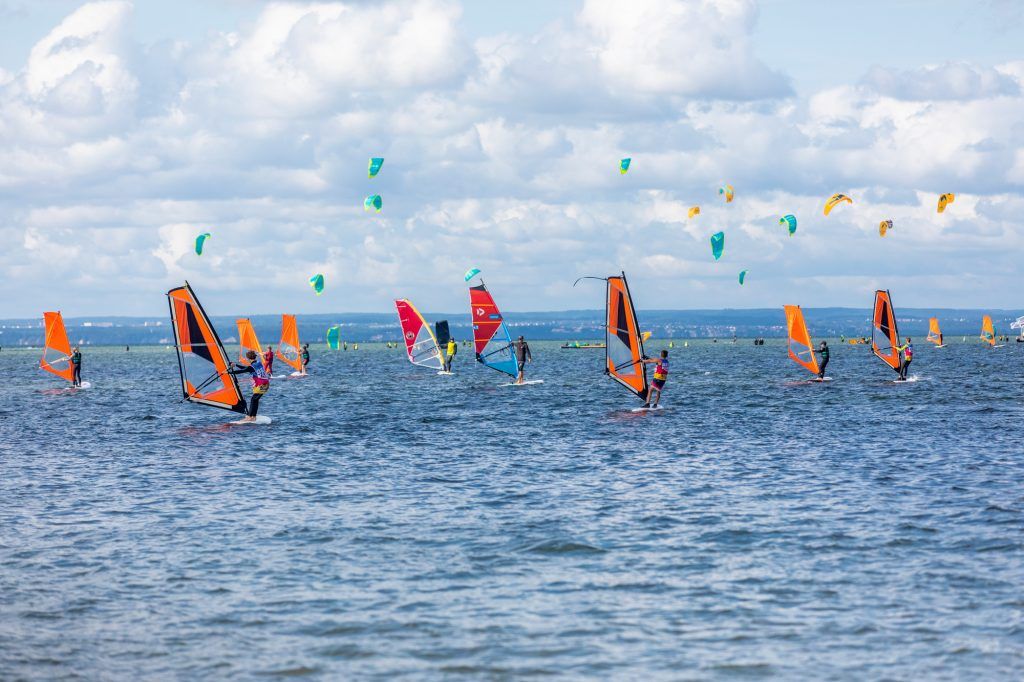 Kitesurfing na Morzu Bałtyckim na Helu